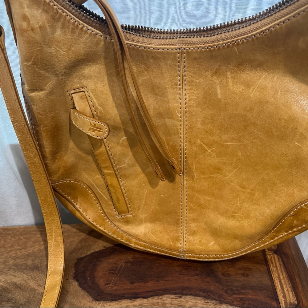 Frye Melissa Small Leather Scoop Hobo Crossbody Bag X4103